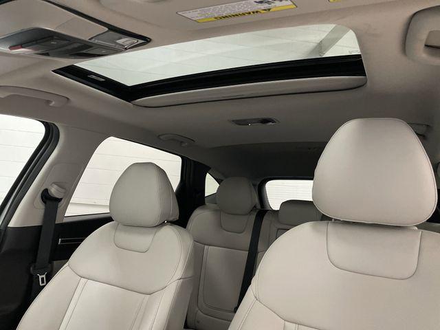 Photo of 2024 Shimmering Silver Hyundai TUCSON