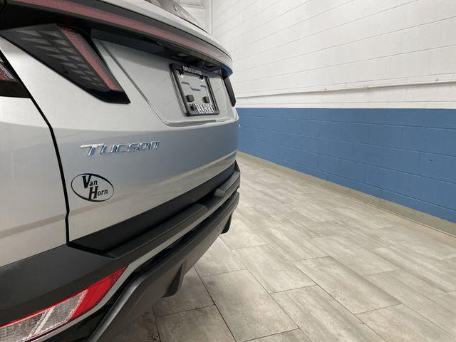 Photo of 2024 Shimmering Silver Hyundai TUCSON