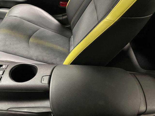 Photo of 2023 Ikazuchi Yellow Pearl Tricoat/Super Black Nissan Z
