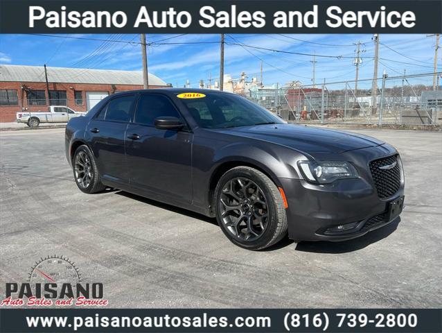 2016 Chrysler 300