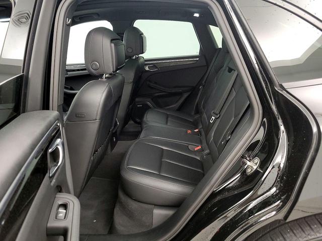 Photo of 2021 Black Porsche Macan