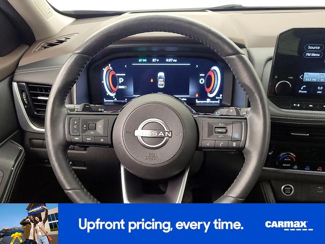 Photo of 2023 Black Nissan Rogue