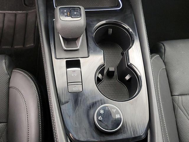 Photo of 2023 Black Nissan Rogue