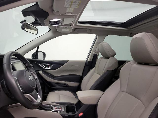 Photo of 2022 Gray Subaru Forester