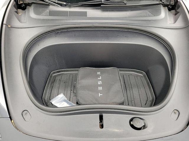 Photo of 2025 Gray Tesla Model 3