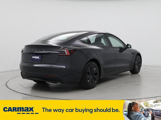 Photo of 2025 Gray Tesla Model 3
