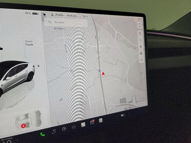 Photo of 2024 White Tesla Model 3