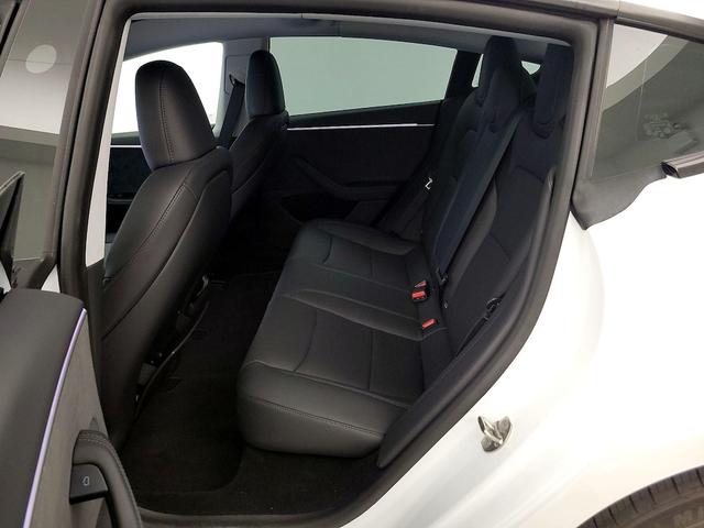 Photo of 2024 White Tesla Model 3