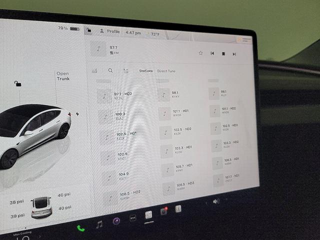 Photo of 2024 White Tesla Model 3