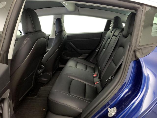 Photo of 2020 Blue Tesla Model 3