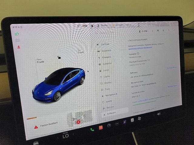 Photo of 2020 Blue Tesla Model 3