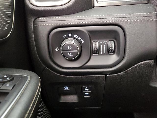 Photo of 2019 Black RAM 1500