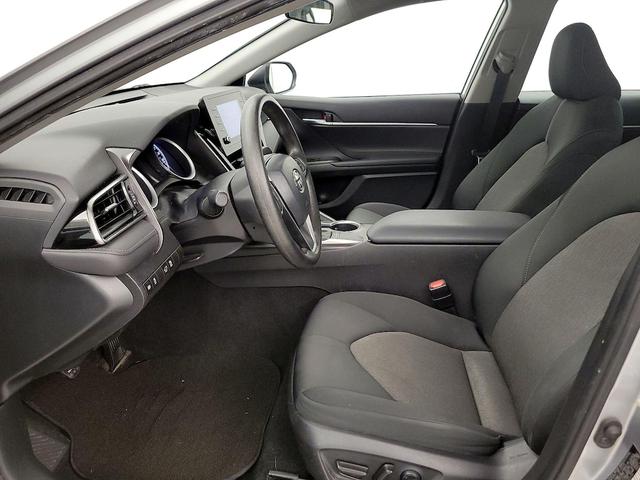 Photo of 2022 Silver Toyota Camry