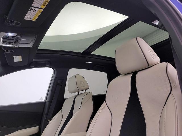 Photo of 2022 Blue Acura RDX