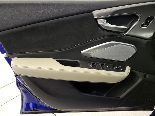 Photo of 2022 Blue Acura RDX