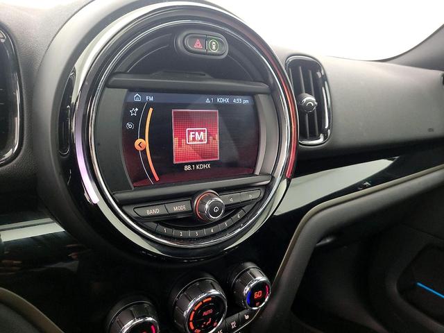 Photo of 2019 White MINI Countryman