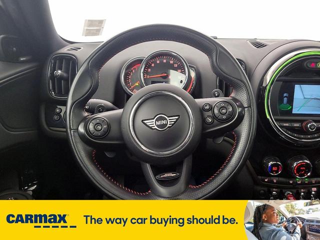 Photo of 2019 White MINI Countryman