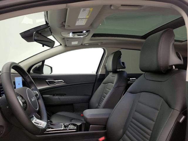 Photo of 2025 Black Kia Sportage