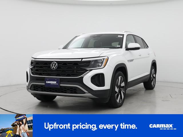 Photo of 2024 White Volkswagen Atlas Cross Sport