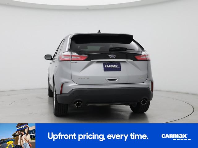 Photo of 2020 Silver Ford Edge