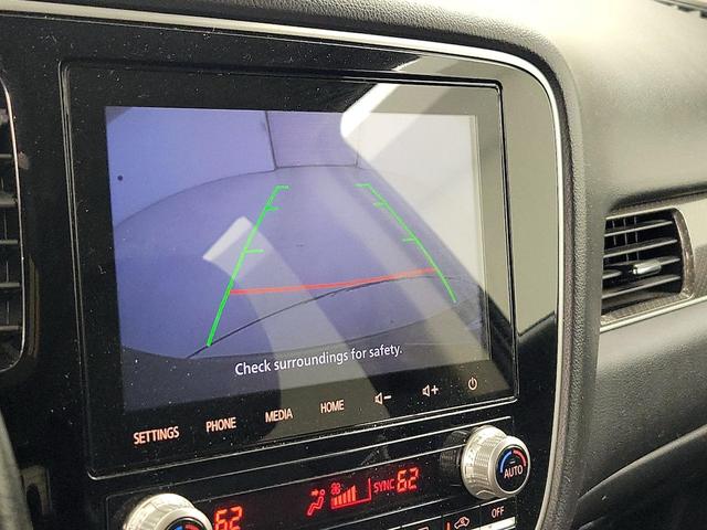 Photo of 2020 Gray Mitsubishi Outlander