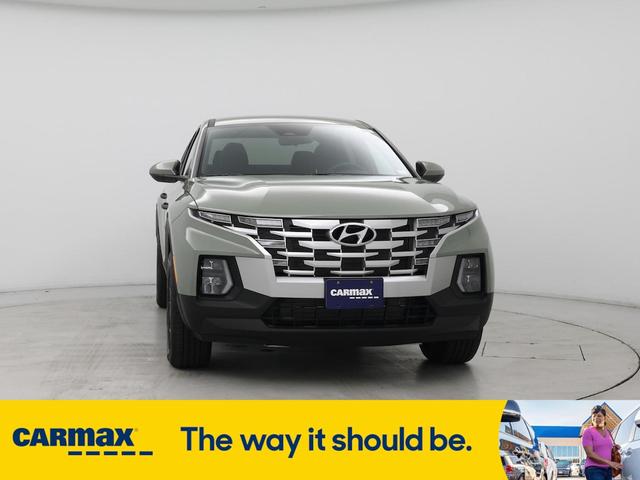 Photo of 2024 Gray Hyundai SANTA CRUZ