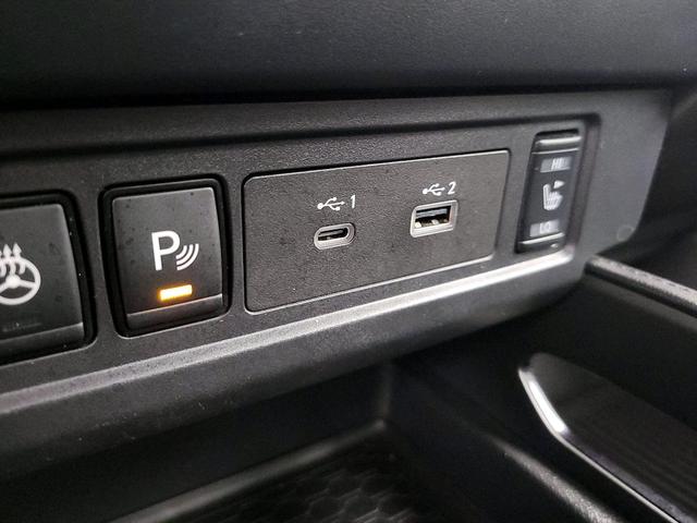 Photo of 2022 Blue Nissan Frontier