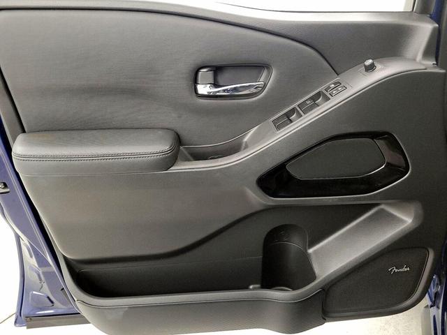 Photo of 2022 Blue Nissan Frontier