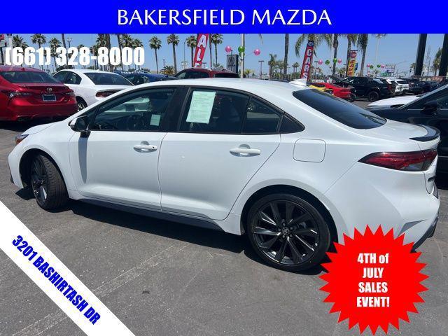 Photo of 2024 White Toyota Corolla