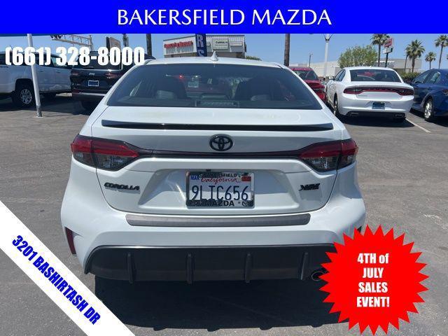 Photo of 2024 White Toyota Corolla