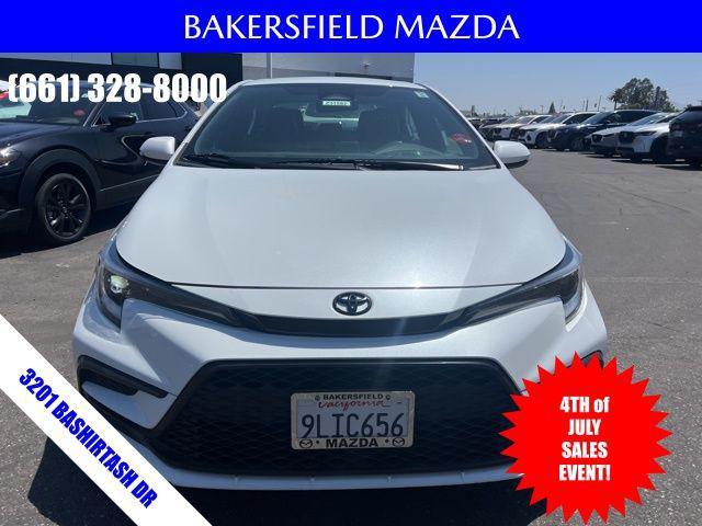 Photo of 2024 White Toyota Corolla