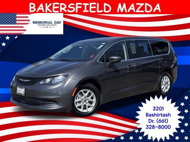 2022 Chrysler Voyager