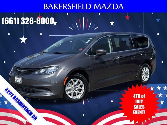 2022 Chrysler Voyager