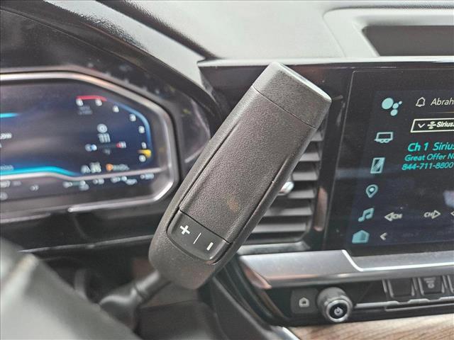 Photo of 2024 Summit White Chevrolet Silverado 2500