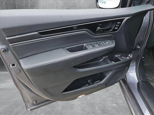 Photo of 2024 Gray Honda Odyssey