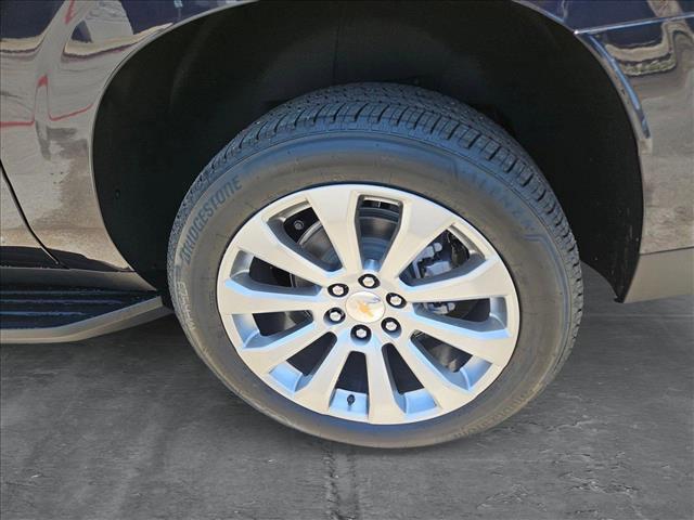 Photo of 2025 Dark Ash Metallic Chevrolet Suburban