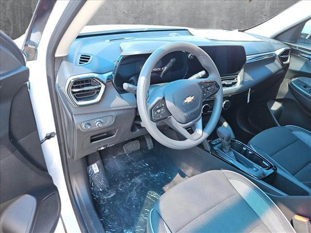 Photo of 2026 Summit White Chevrolet Trailblazer