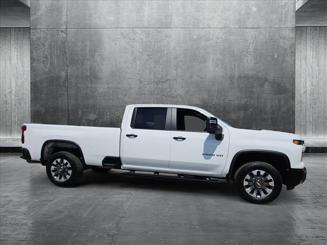Photo of 2024 Summit White Chevrolet Silverado 2500