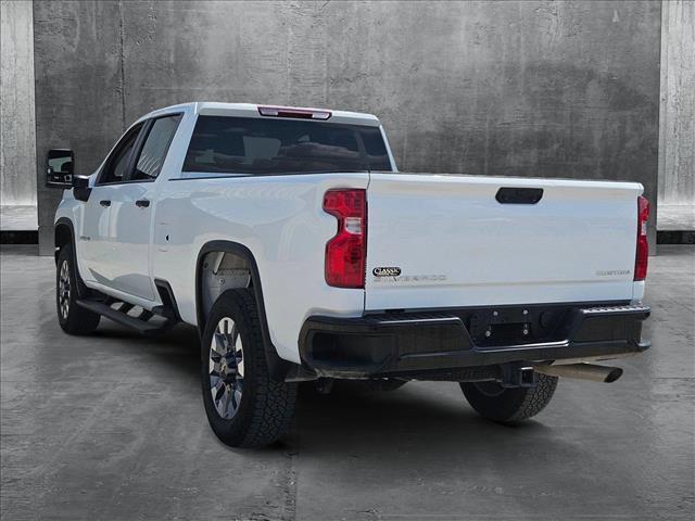 Photo of 2024 Summit White Chevrolet Silverado 2500