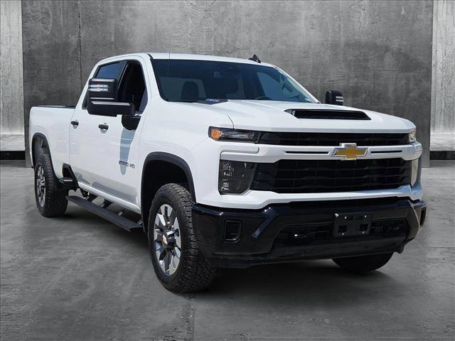 Photo of 2024 Summit White Chevrolet Silverado 2500