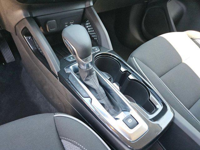 Photo of 2025 Summit White Chevrolet Trailblazer