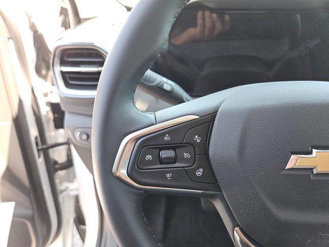 Photo of 2025 Summit White Chevrolet Trailblazer
