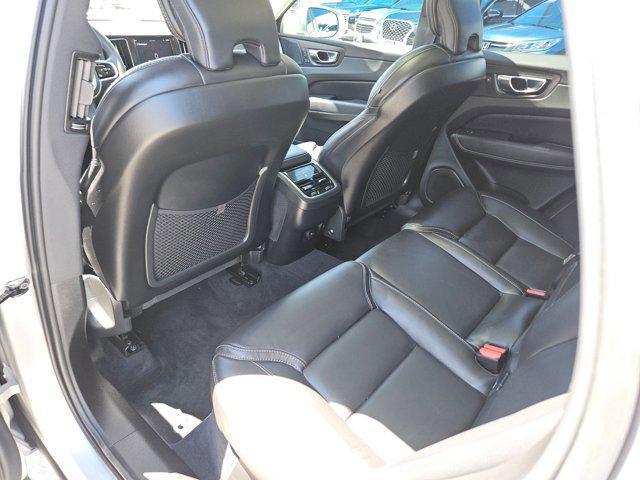 Photo of 2022 Thunder Grey Metallic Volvo XC60
