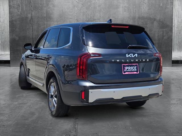 Photo of 2024 Gravity Gray Kia Telluride