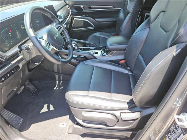 Photo of 2024 Gravity Gray Kia Telluride