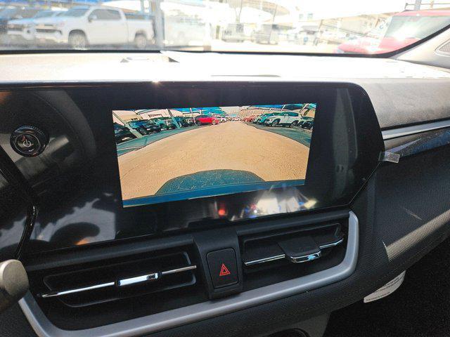 Photo of 2026 Summit White Chevrolet Trailblazer