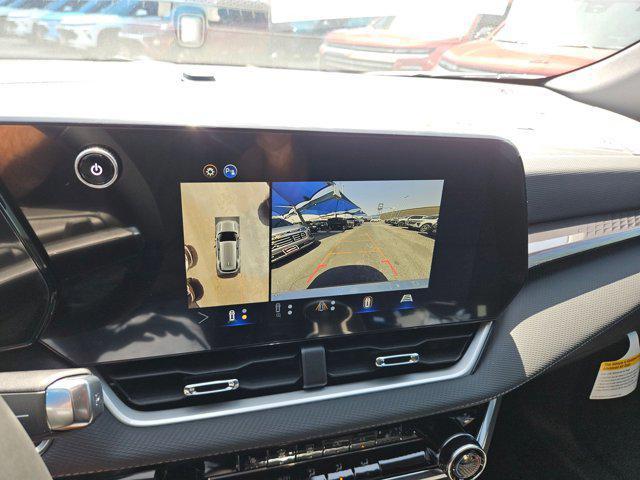 Photo of 2026 Summit White Chevrolet Equinox