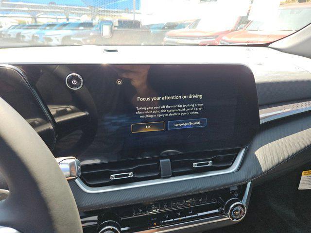 Photo of 2026 Summit White Chevrolet Equinox