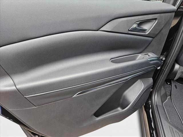Photo of 2025 Mosaic Black Metallic Chevrolet Traverse