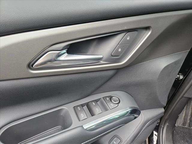 Photo of 2025 Mosaic Black Metallic Chevrolet Traverse